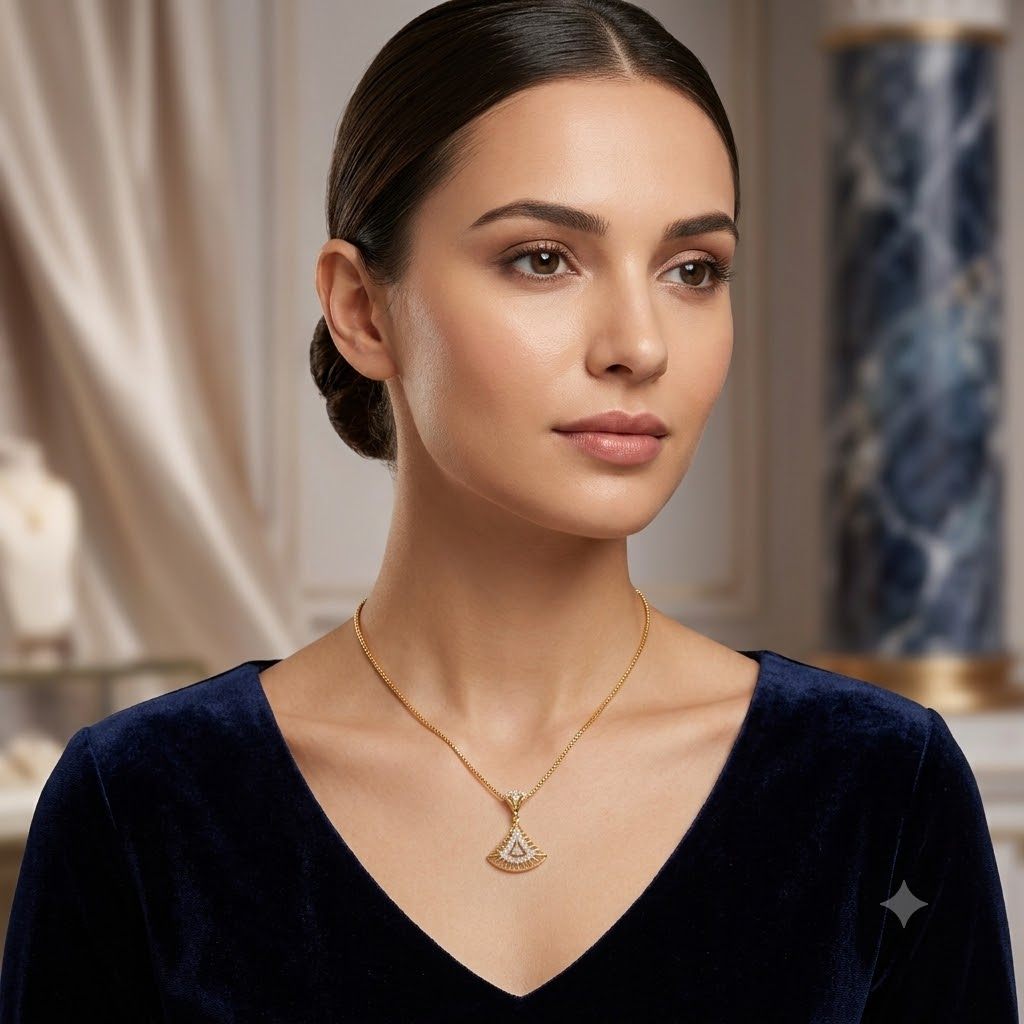 Carat Street Cora worn by a model